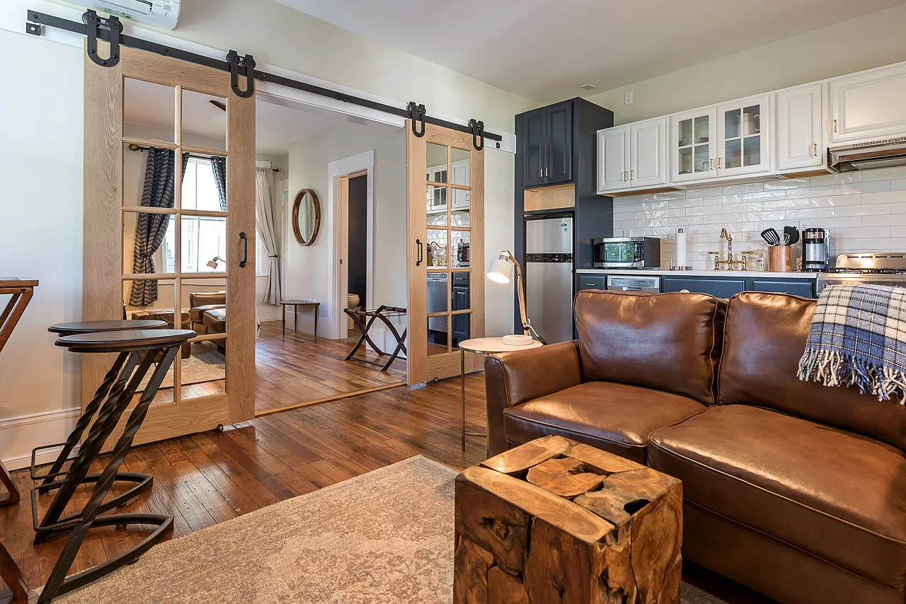 1 bed, 465 sqft, $2,550 — Photo 1