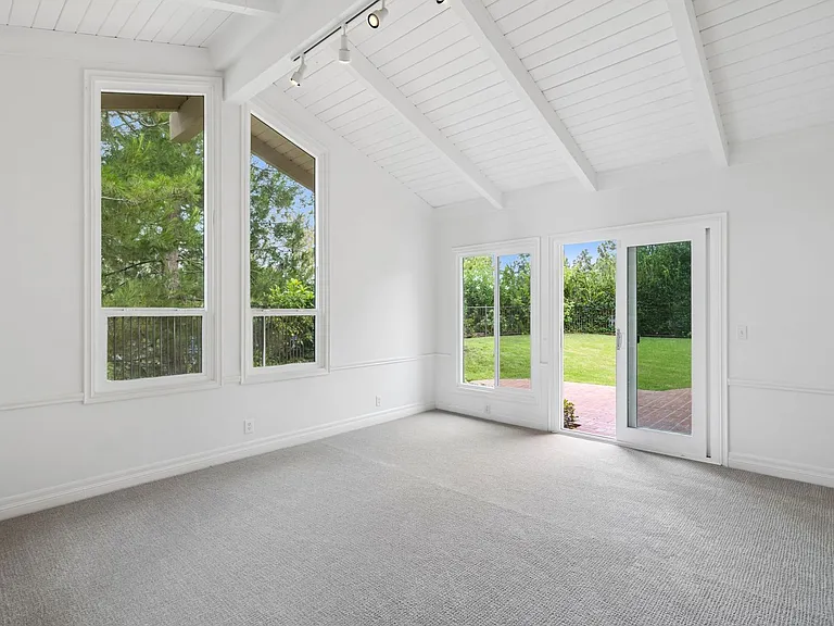 17 Pinehurst Ln — Photo 15
