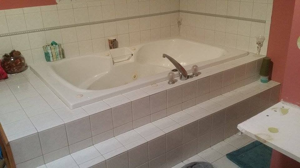 Master Bathroom Jetted Tub