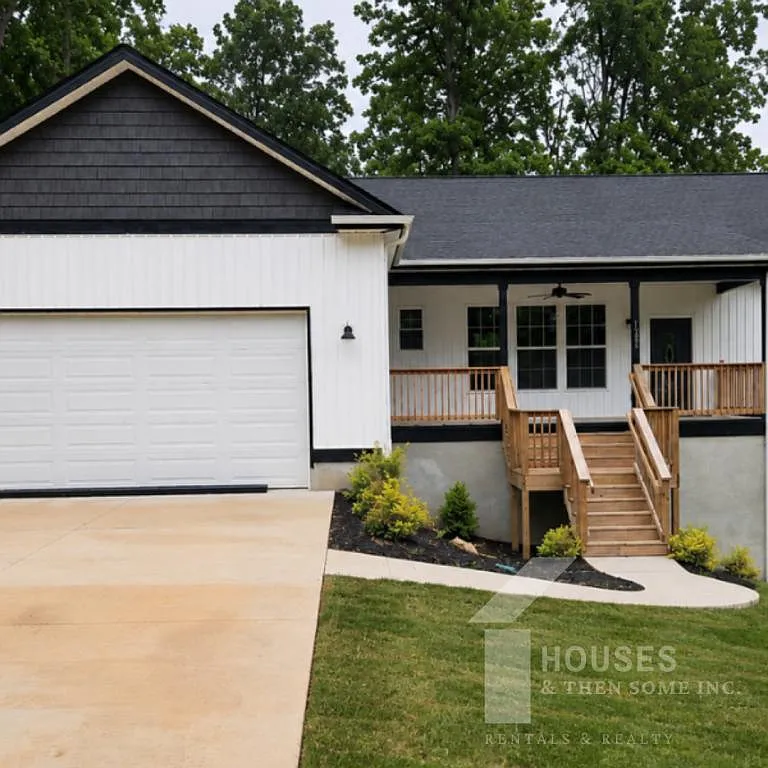 1505 E Saluda Lake Rd — Photo 1