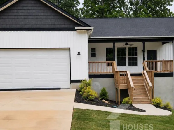 1505 E Saluda Lake Rd, Greenville, SC 29611