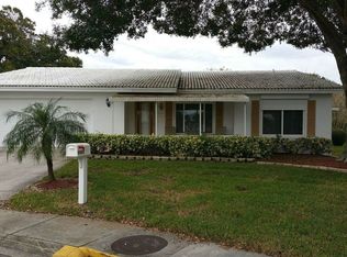 9005 34th Way N, Pinellas Park, FL 33782