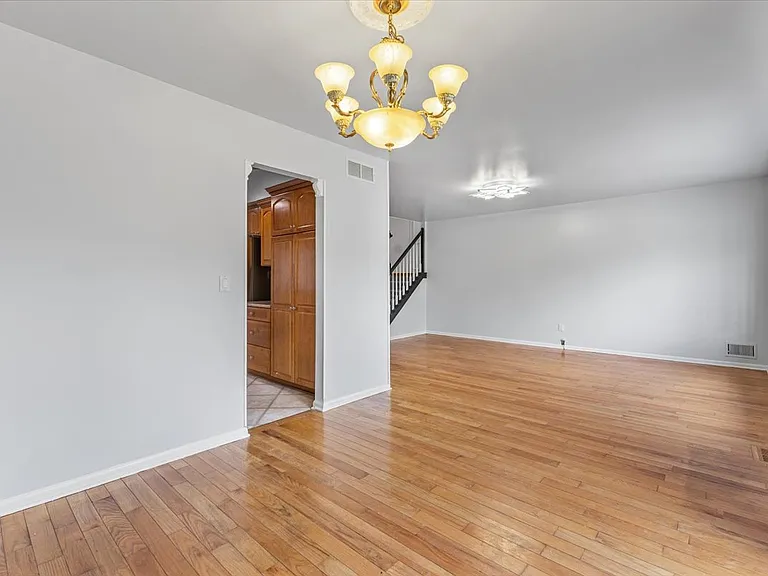 18129 Birch Dr — Photo 10
