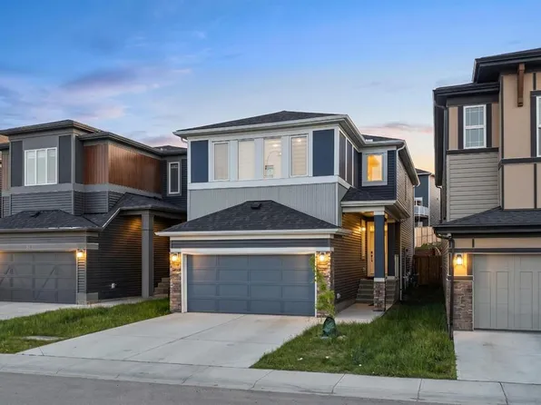39 E Herron Rise NE, Calgary, AB T3P 1Y1