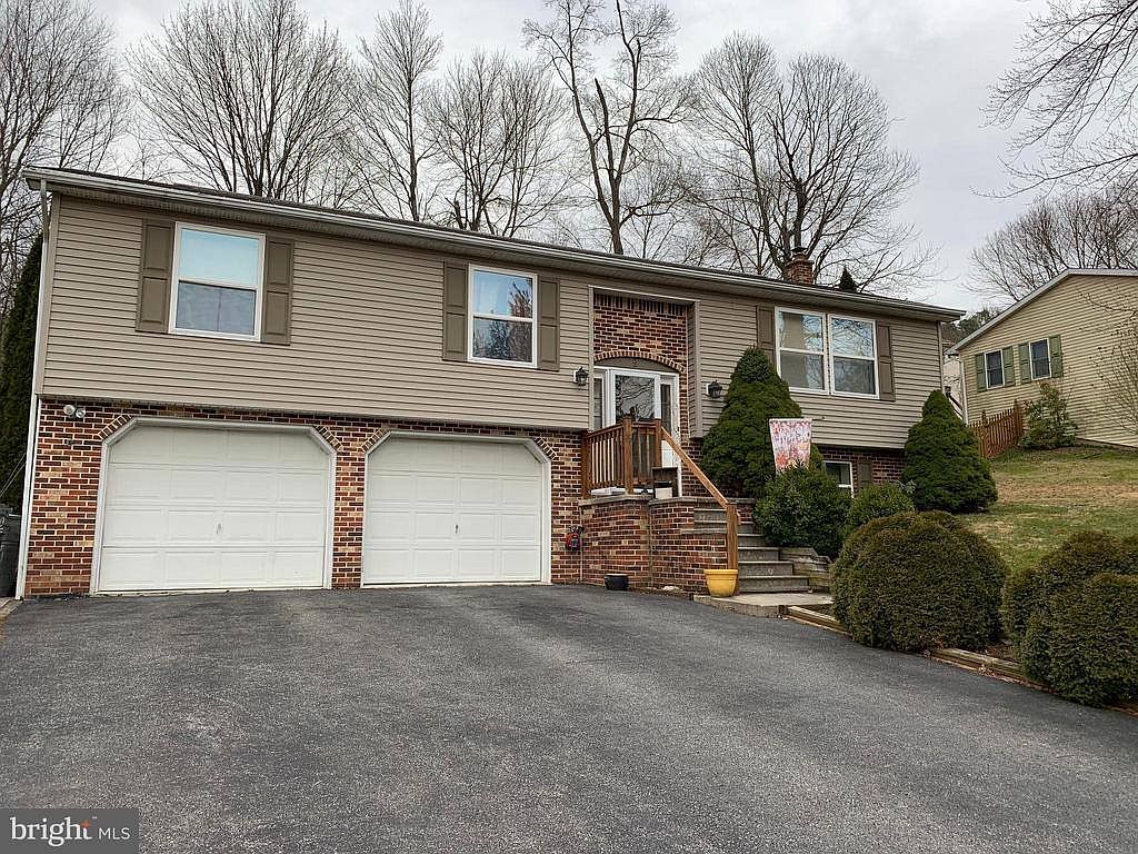 9 Liberty Dr, Mount Holly Springs, PA 17065 Zillow