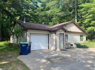 4223 N Spider Lake Rd, Traverse City, MI 49696