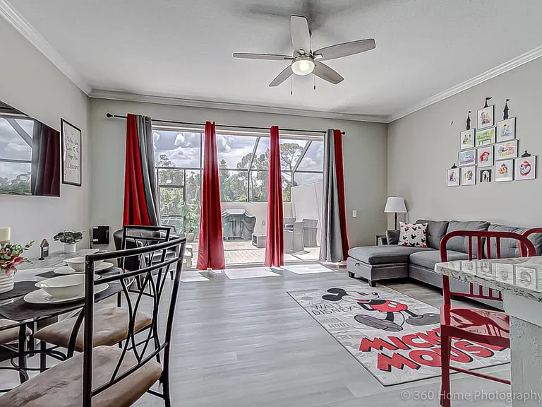 Silver Palm Dr — Photo 5