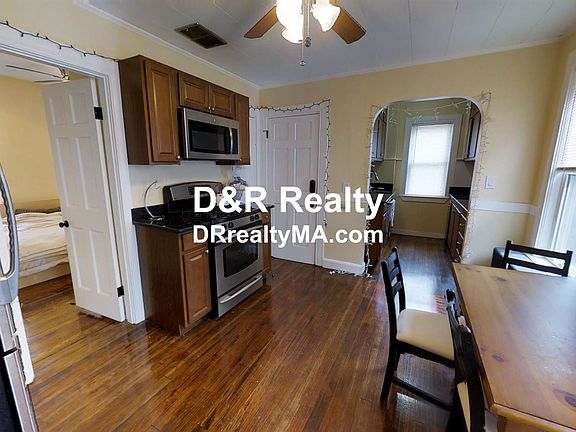 21 Chandler St. #2 Somerville Unit Photo 4