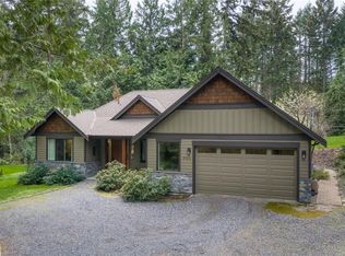 7165 Royal Dr, Lantzville, BC V0R 2H0