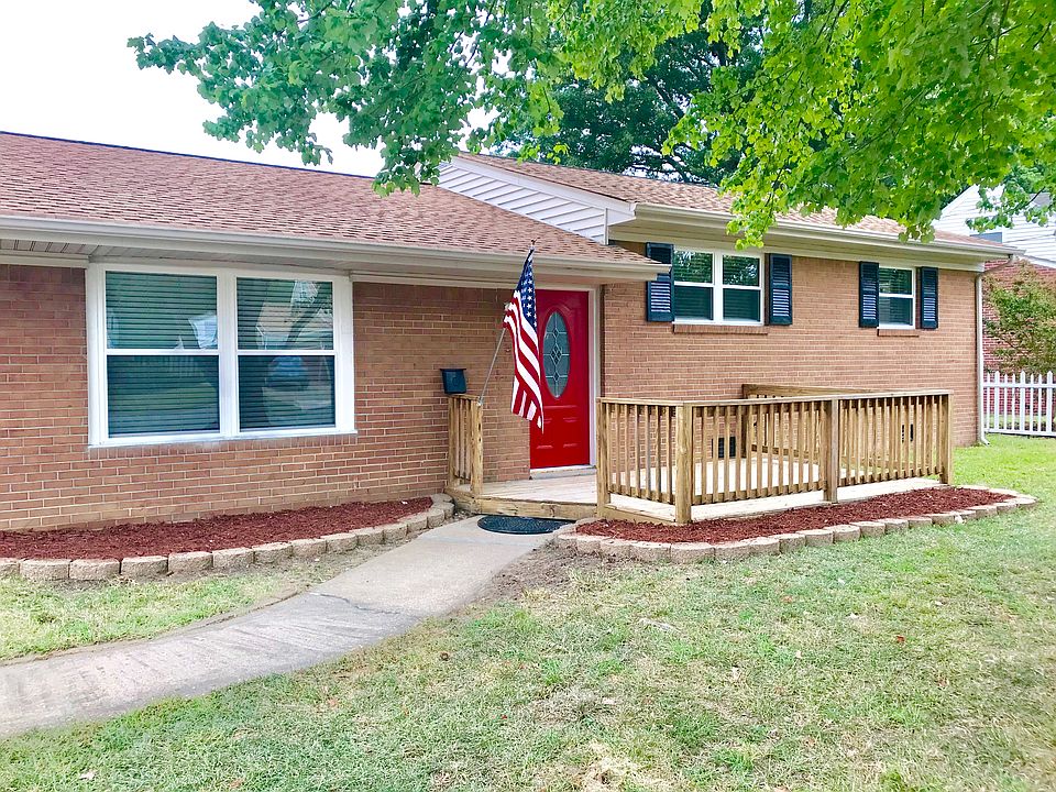 1st image of 62 Arden Dr