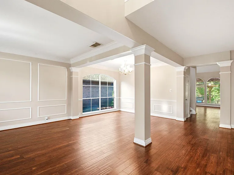 4307 Lakeshore Forest Dr — Photo 9