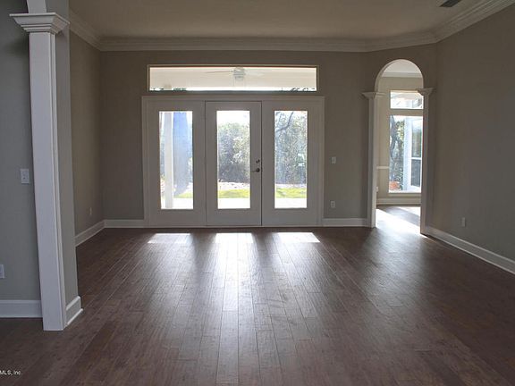 3rd image of 212 Sea Island Dr