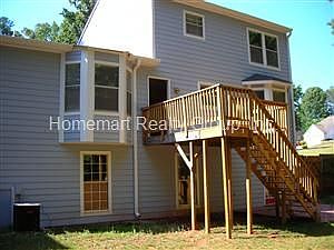 3rd image of 4002 Creek Hollow Way
