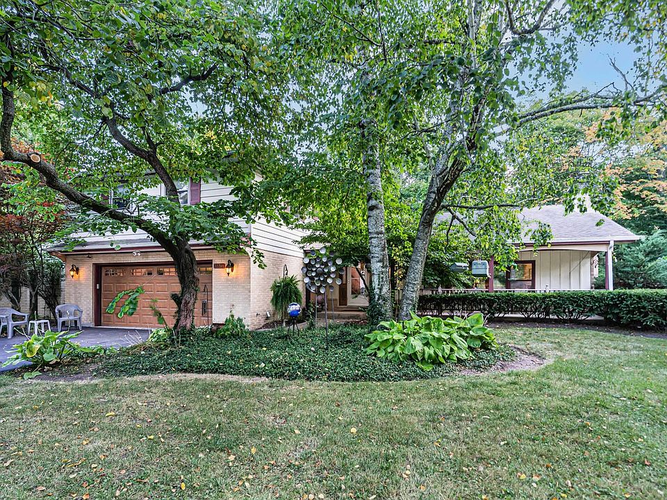 1st image of 32381 N Forest Dr