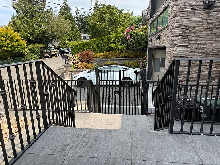 2818 67th Ave SE — Photo 5
