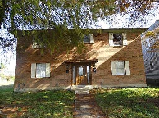 2nd image of 6427 Gen Haig St