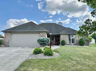 6402 Baychester Dr, Fort Wayne, IN