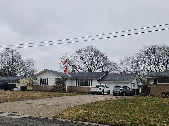 2nd image of 161 Campagna St