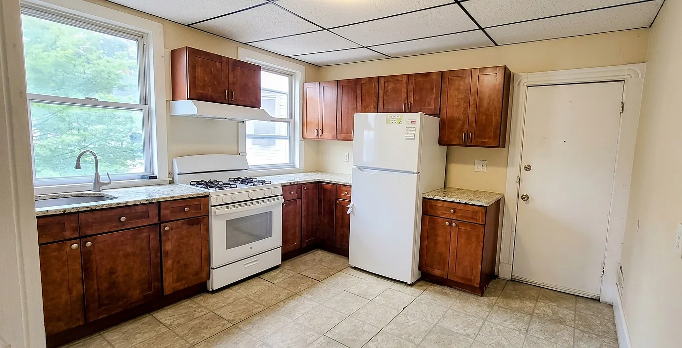 6 Beede Avenue, Unit 2 — Photo 3