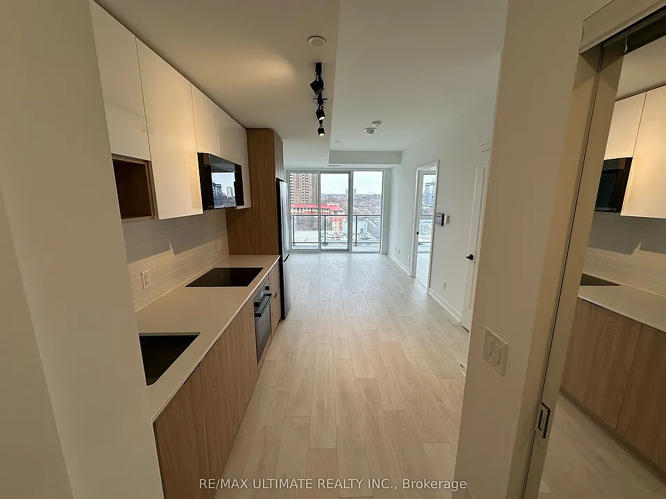 5 Defries St #1022
