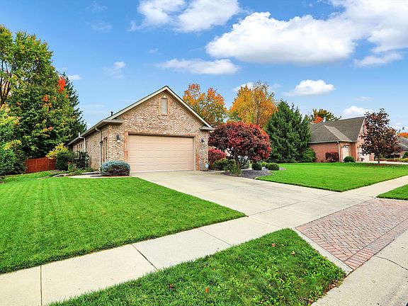 4th image of 6644 Golden Oak Ln