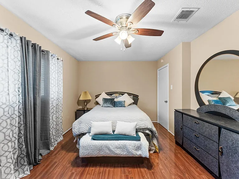 5314 Nottingham Dr — Photo 9