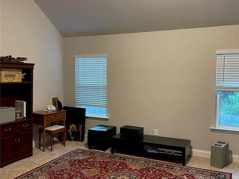 3209 Cragburn Pl — Photo 3