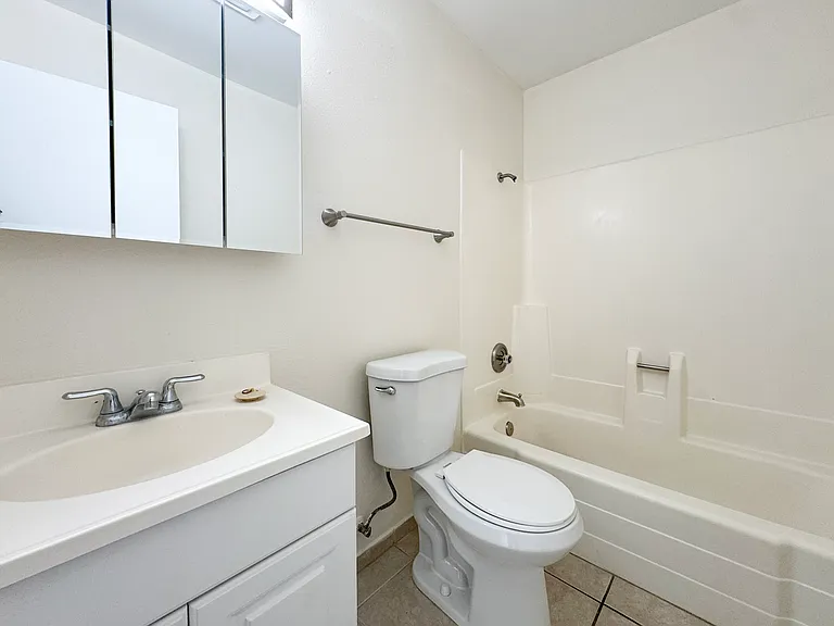 8850 Olive Ln #26 — Photo 15