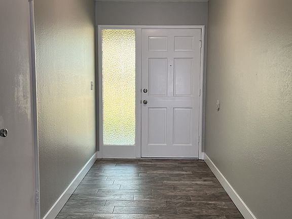 3rd image of 1176 Robert Dr