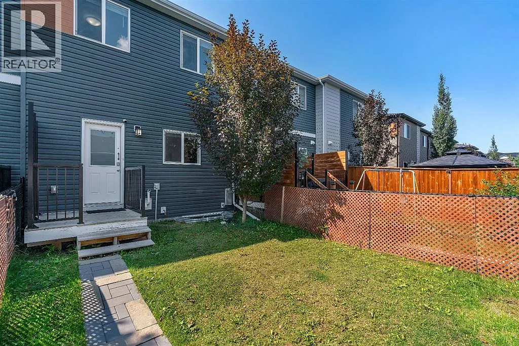 46 Midtown Boulevard SW — Photo 2