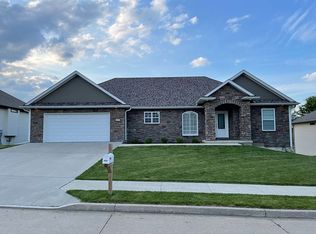 4003 Eagle View Ct, Columbia, MO 65203