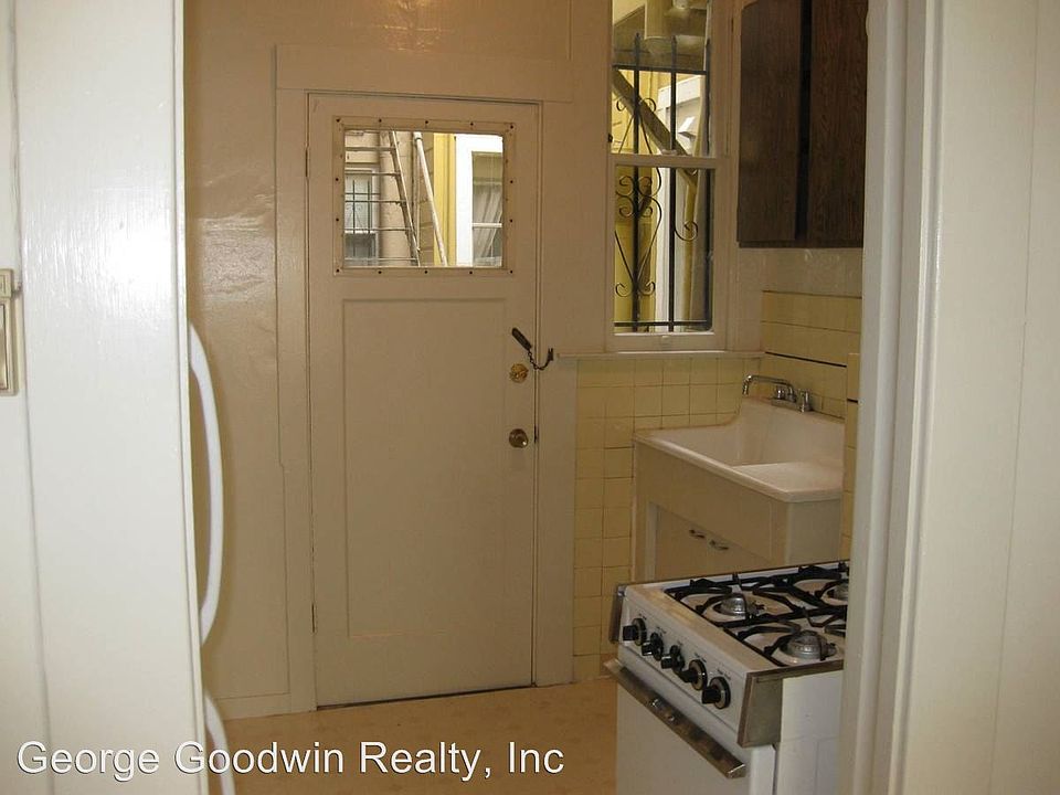 2nd image of 310 Parnassus Ave APT 101