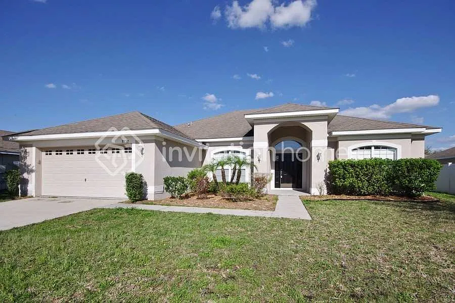 3237 Lorimar Ln