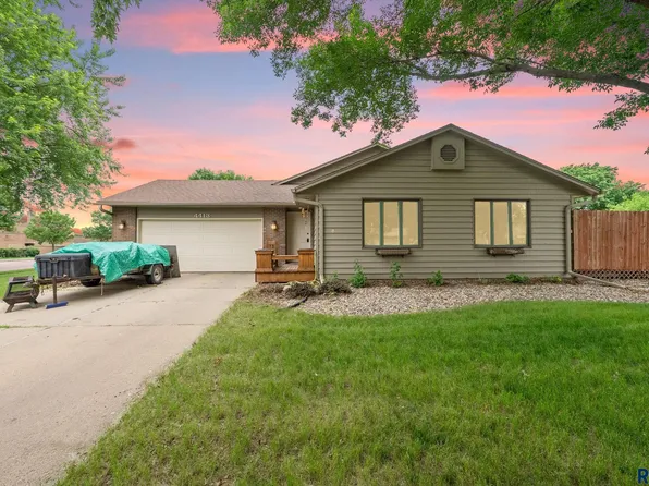 4413 S Holbrook Ave, Sioux Falls, SD 57106