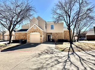 213 Cimarron Trl Unit 1, IRVING, TX