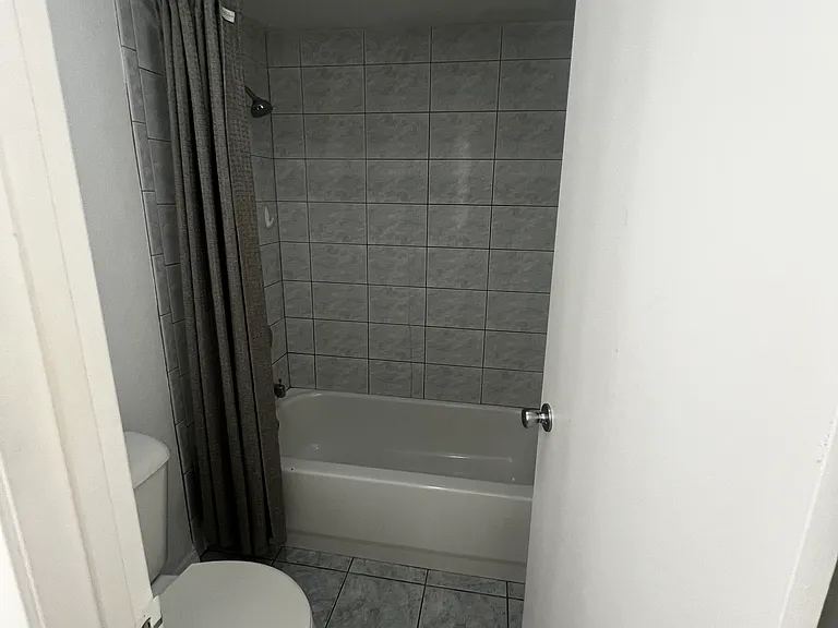 6604 Reservoir Ln — Photo 10