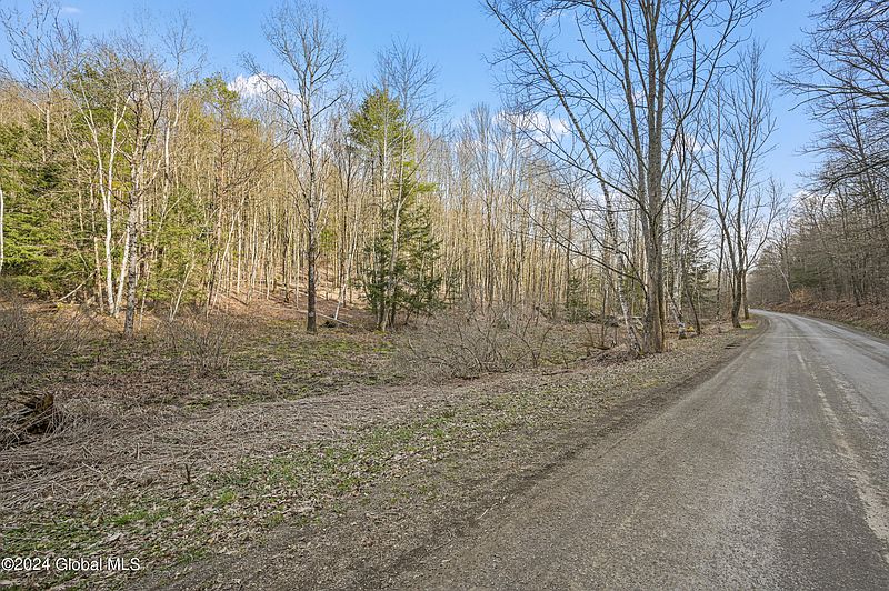 2nd image of L32.06 Eggleston Hill Road
