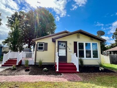 219 Clarendon Ave, Chicopee, MA, 01013