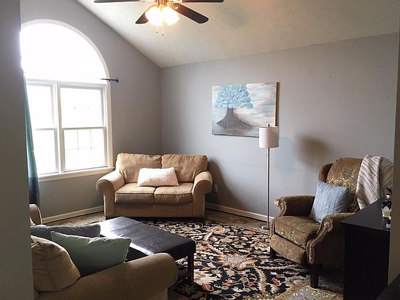 Upper Living Rm 
(old pic)