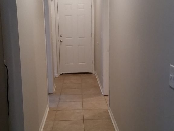 2nd image of 1300 S 48th Ct #2FS