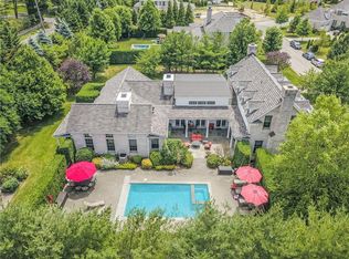 39 Cherry Lawn Blvd, New Rochelle, NY 10804