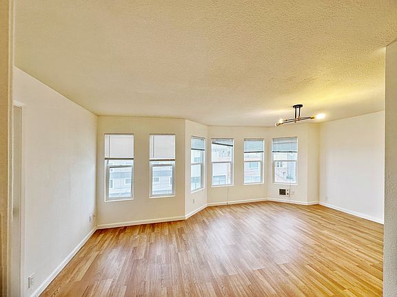 5th image of 1927 Taraval St Ste 3