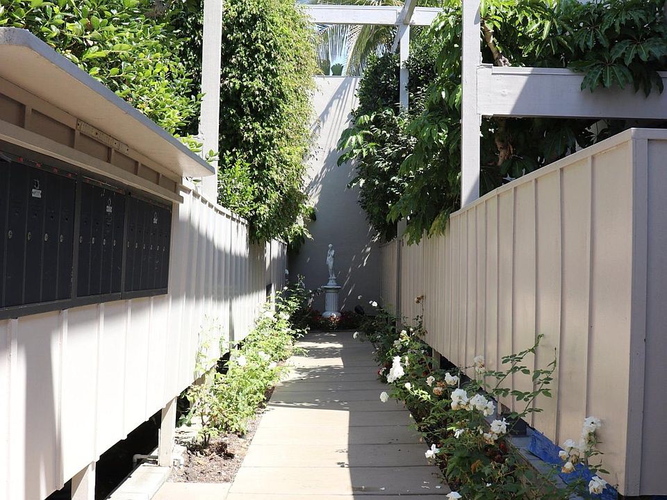 1st image of 4100 E Broadway #15