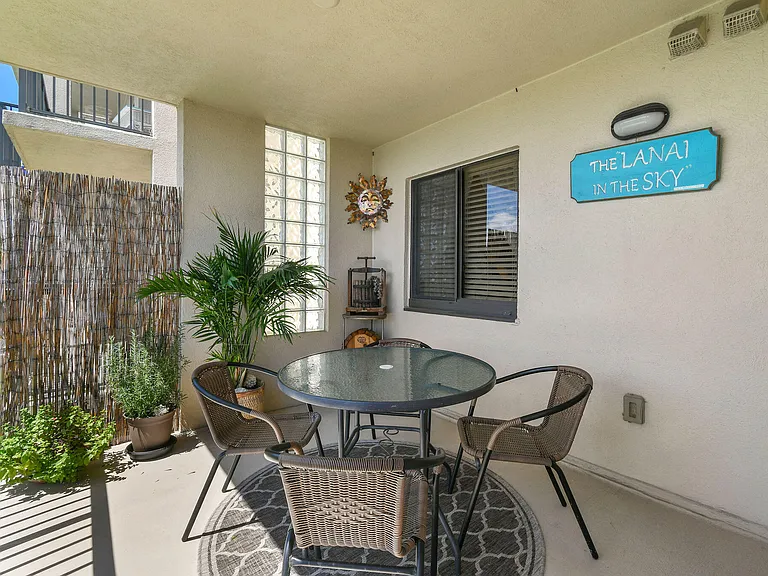 601 Seafarer Cir #304 — Photo 37
