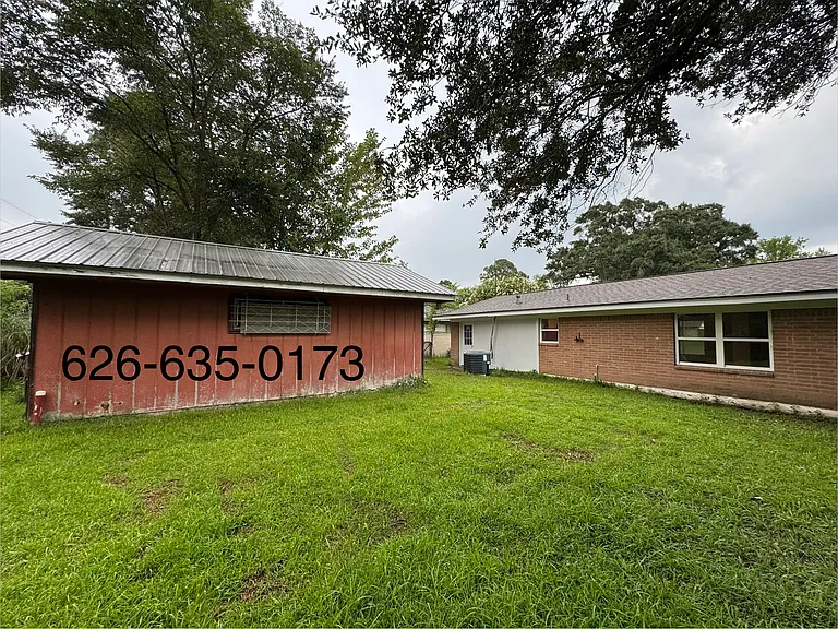 250 Triangle Dr — Photo 11