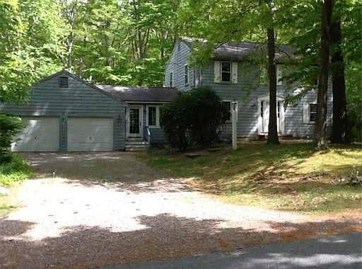 2nd image of 58 Hemlock Dr