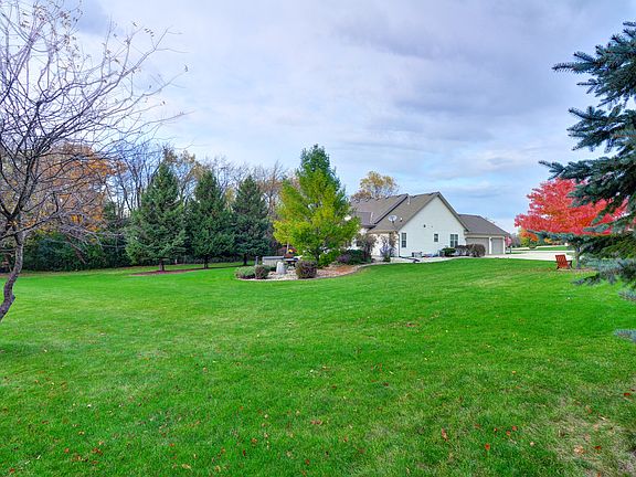 5th image of 28605 Tamarack Trl
