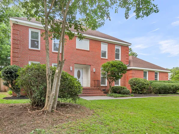 104 Stratford Dr, Summerville, SC 29485