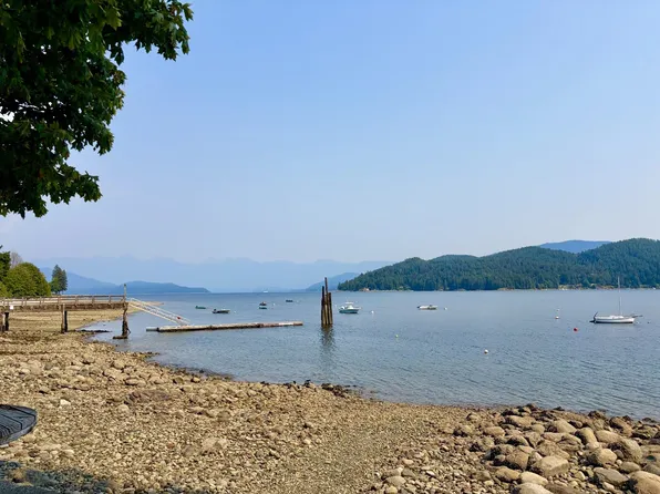 784 Marine Dr, Sunshine Coast, BC V0N 1V1