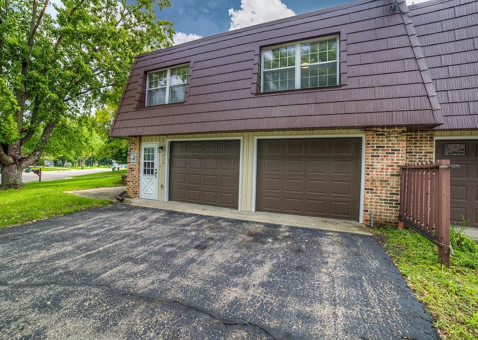 1st image of 110 Huntley Ln